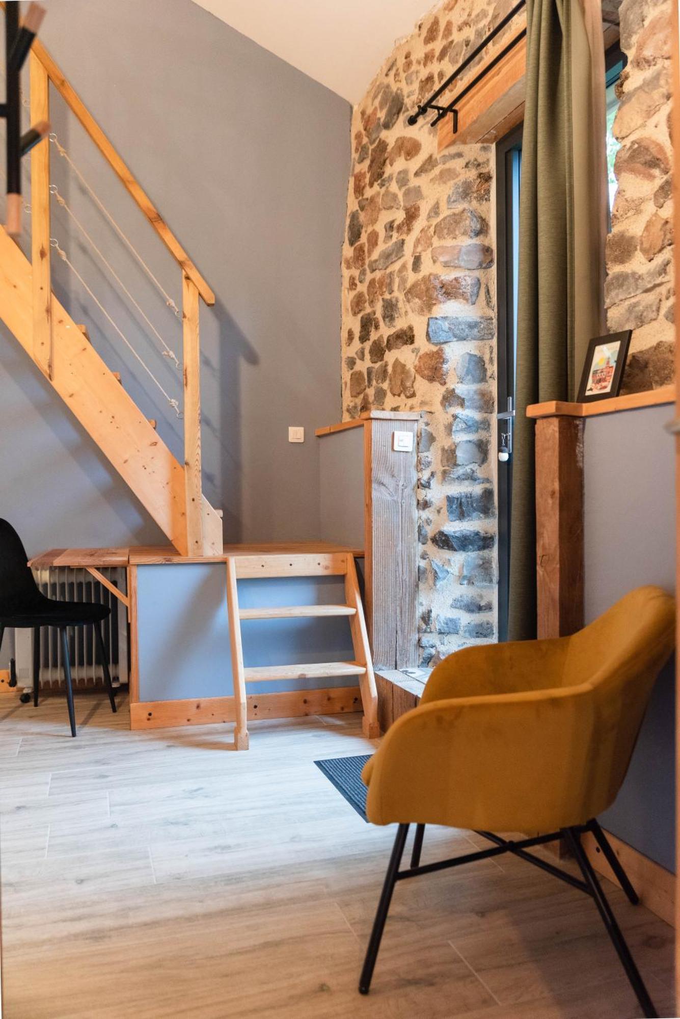 Bed and Breakfast Les Balcons De La Terrasse Arsac-en-Velay Exterior foto